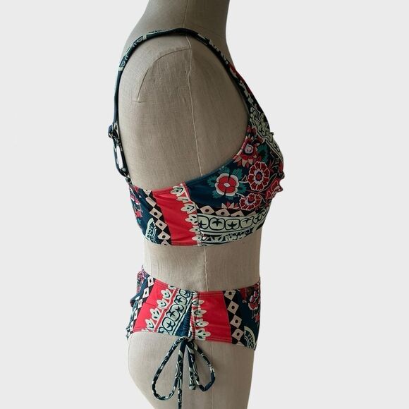 Bikini 2 Piece Swimsuit - Picture 7 of 9